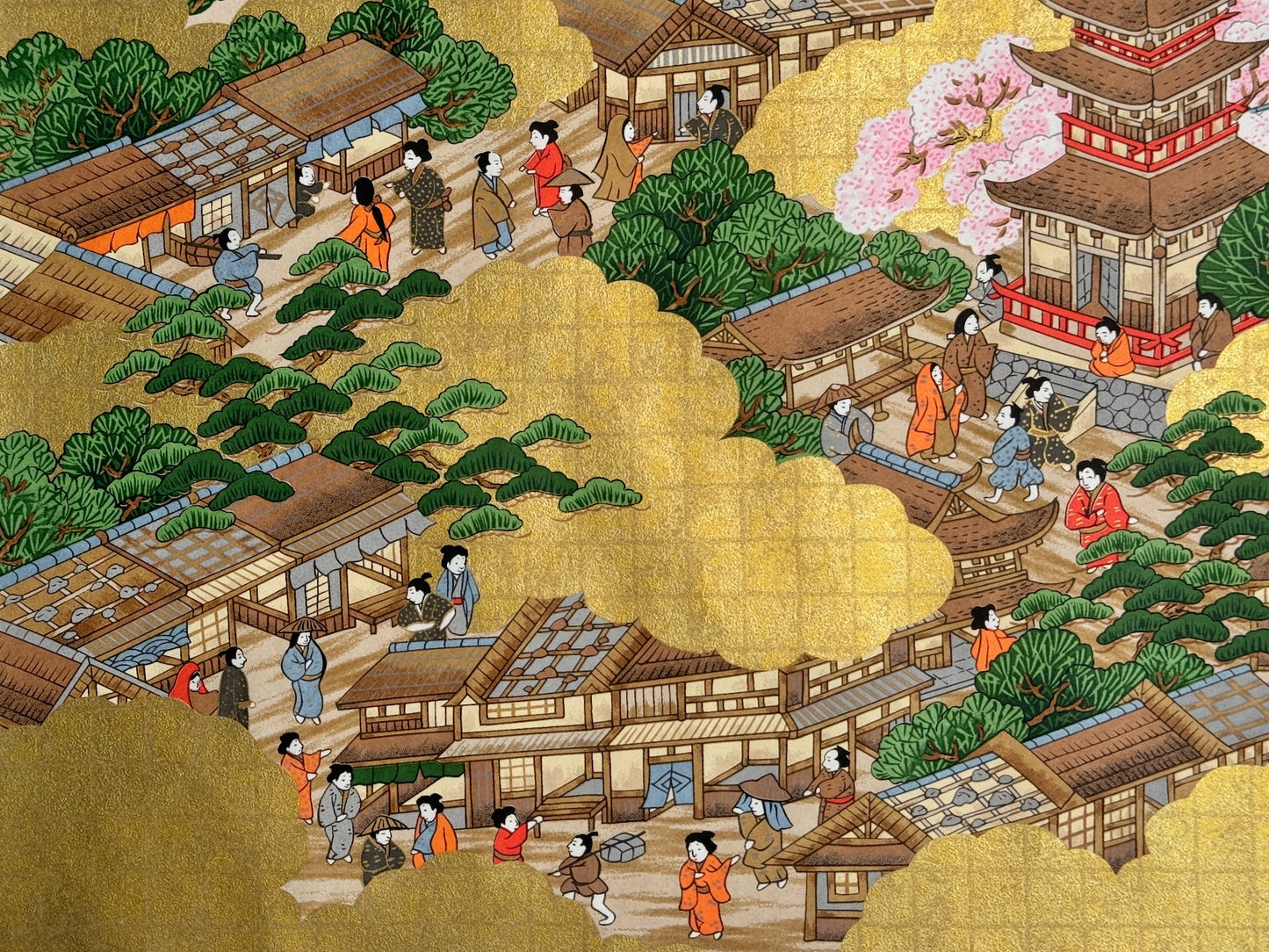 Sérigraphie Japonaise automne et printemps dans un village. Scène de vie avec personnages, maisons traditionnelles. Nuages dorés, arbres pins