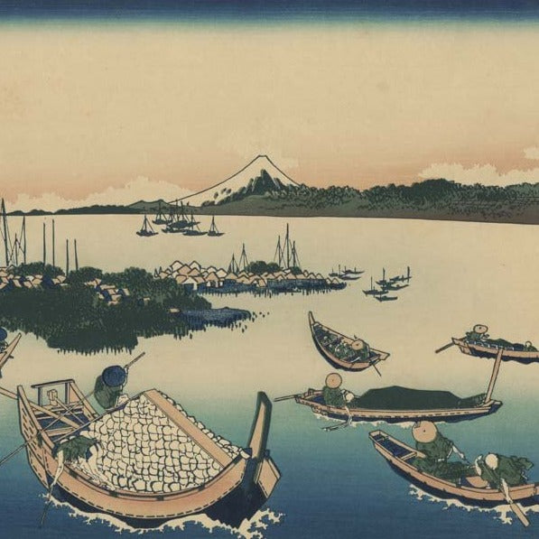 mont fuji vu de l'ile Tsukada avec bateau et personnages au premier plan