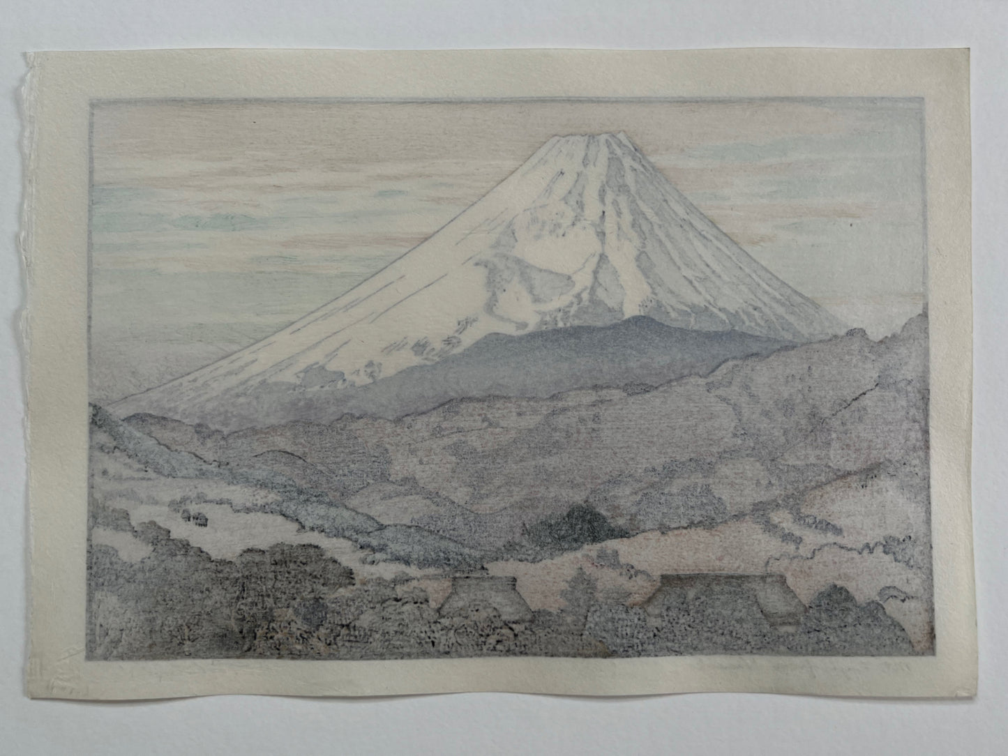 estampe japonaise mont fuji couvert de neige vu de nagaoka, dos de l'estampe