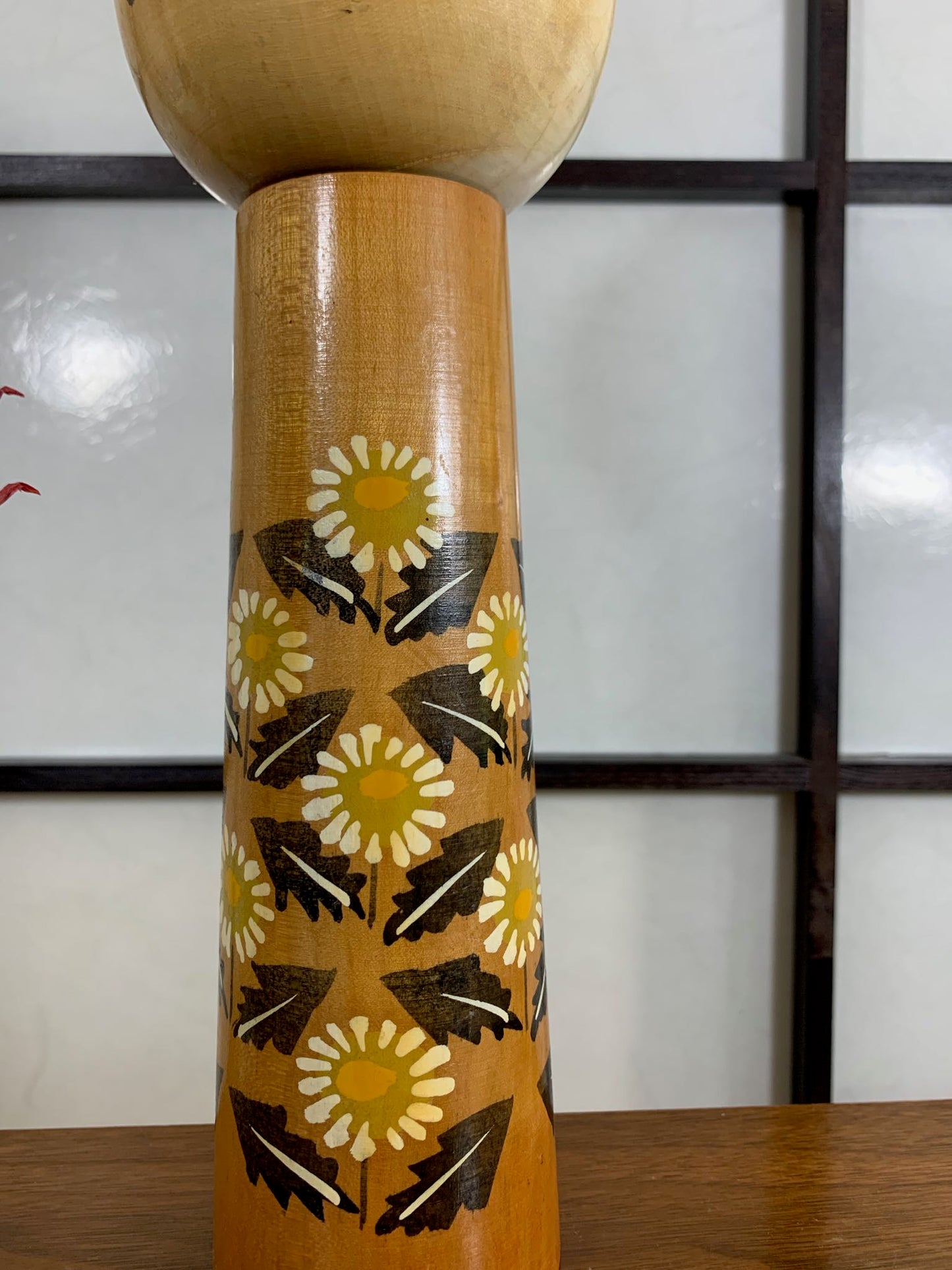 Kokeshi Créative Vintage  l  décor de marguerites motif des fleurs 