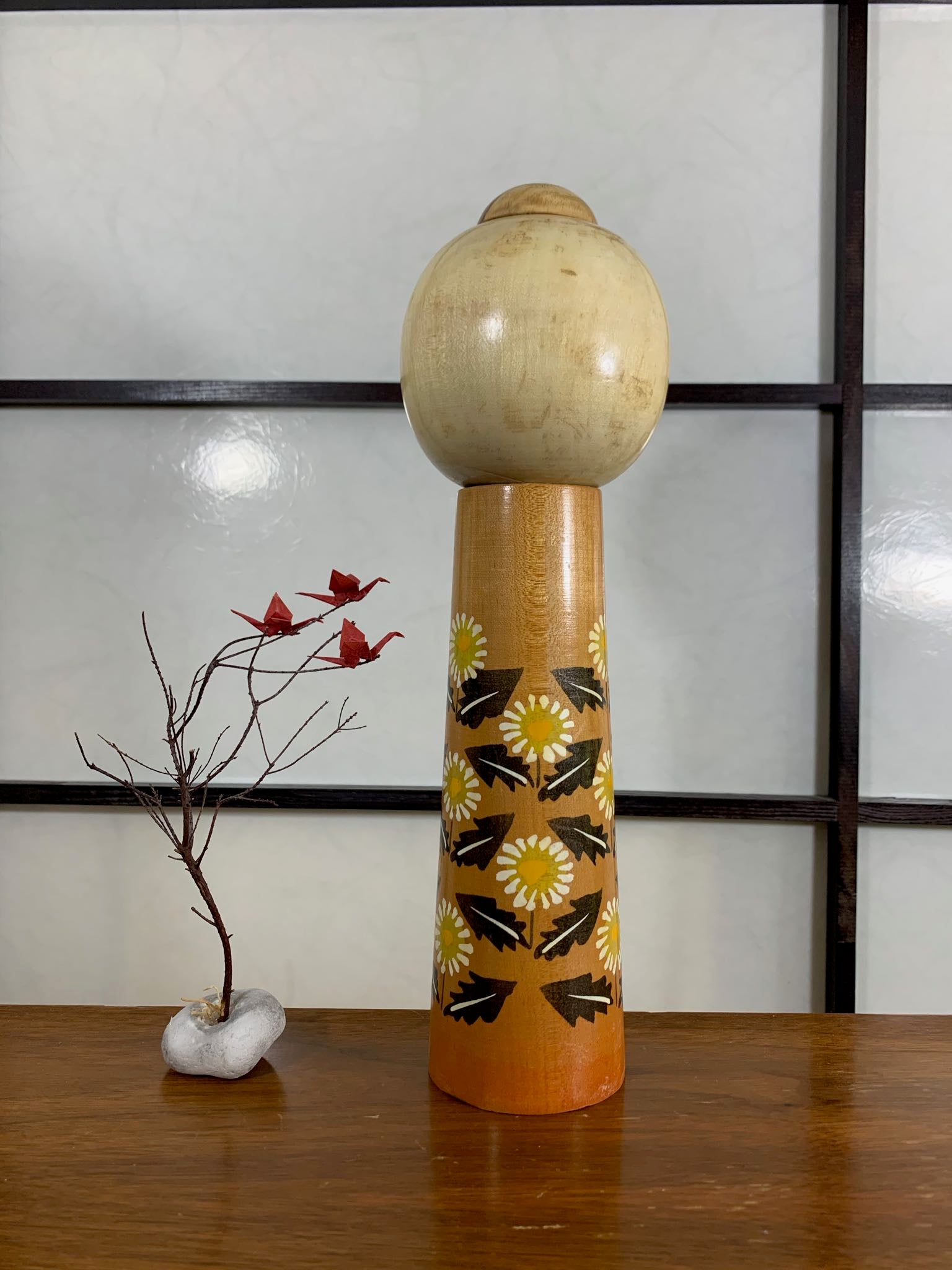 Kokeshi Créative Vintage  l  décor de marguerites dos 