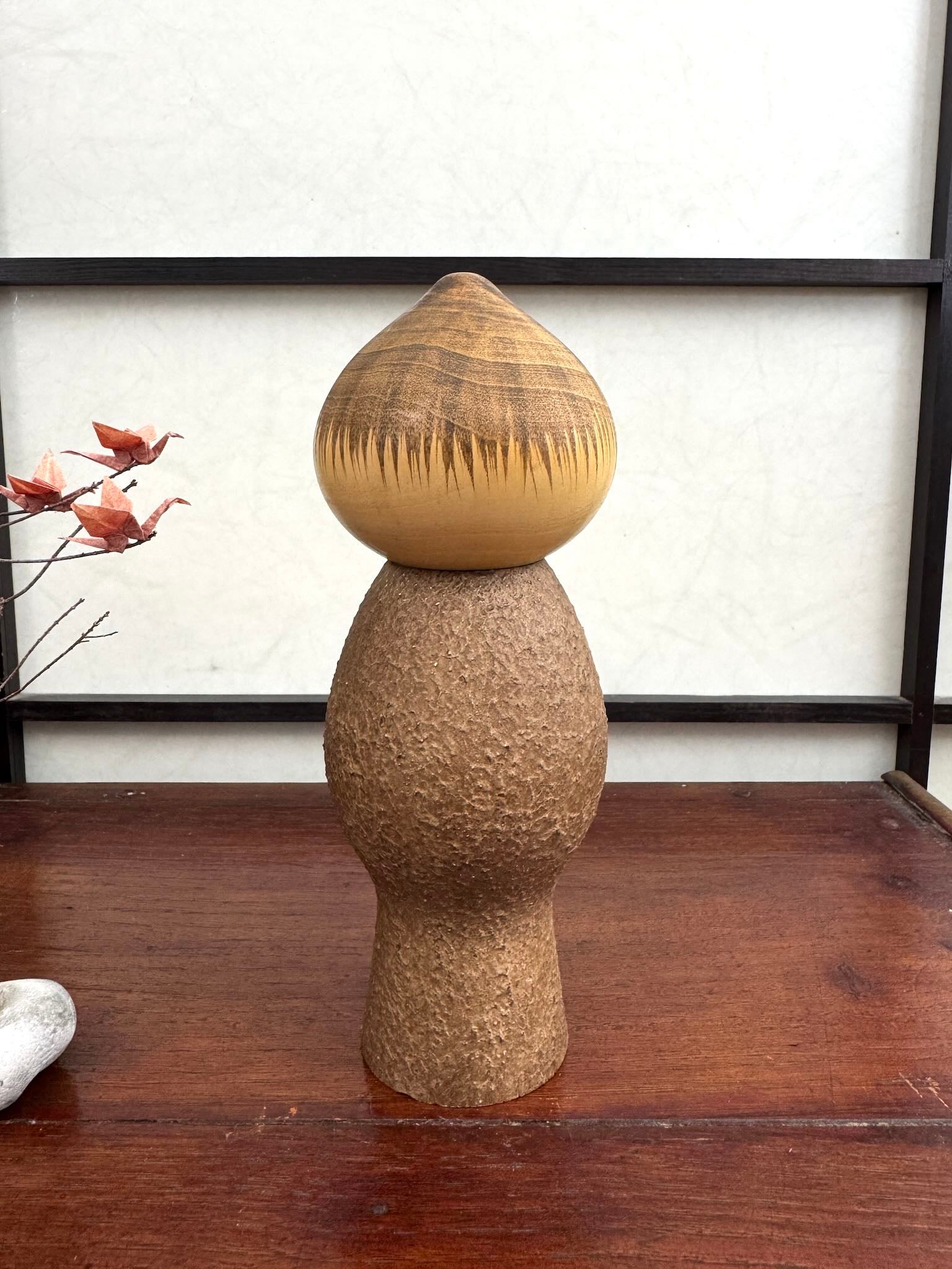 kokeshi de Watanabe Masao moine Mushin, vu de dos