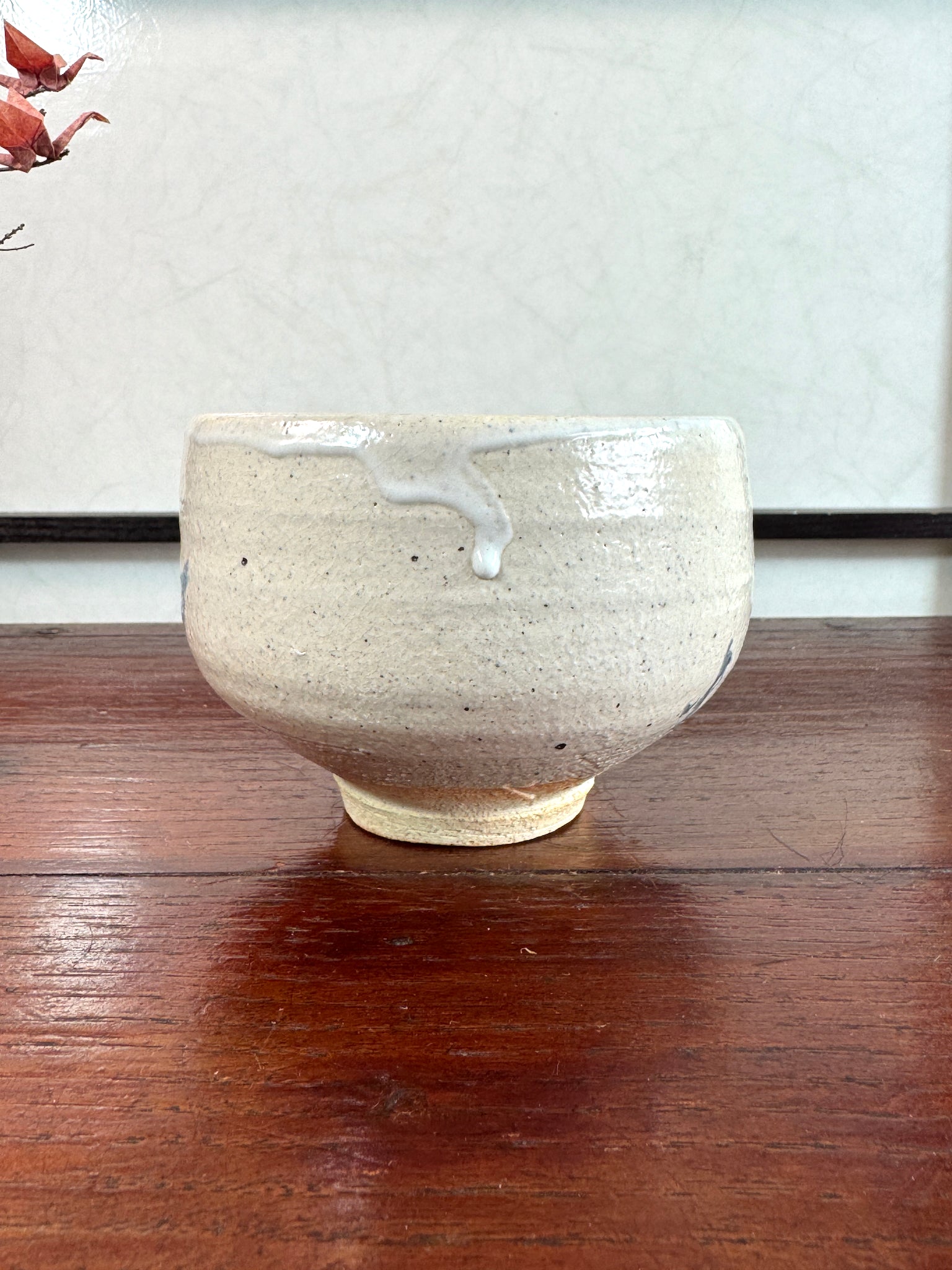 Chawan japonais en grès avec calligraphie, coté 4