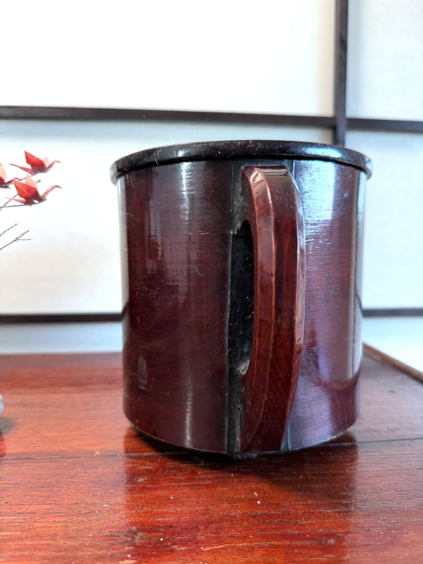 pot à eau japonais en bois avec couvercle, anse