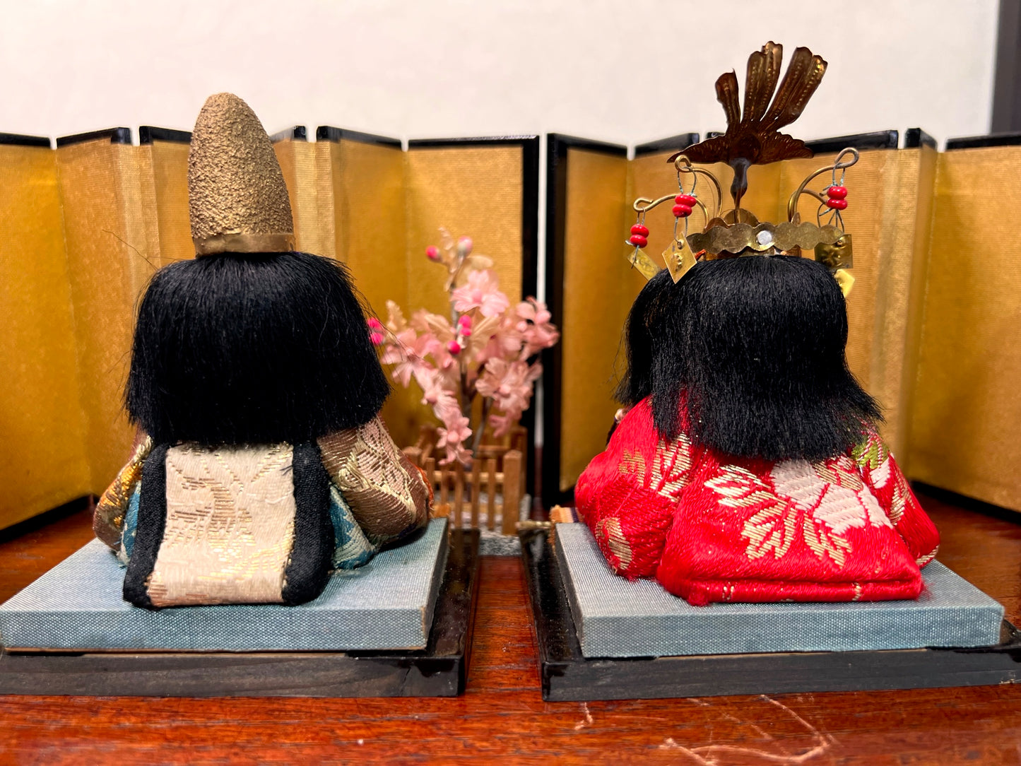 Poupée Japonaise Traditionnelle Kimekomi | Couple Hinamatsuri | Empereur et Impératrice| vue de dos
