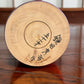 Kokeshi Daruma socle violet de pres signature
