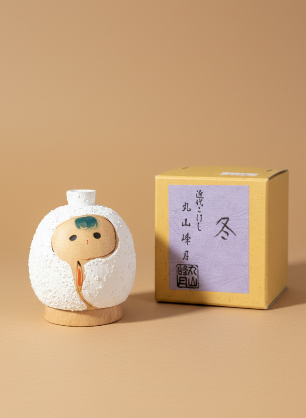 Petite Koekshi neige murayama avec boîte fond uni