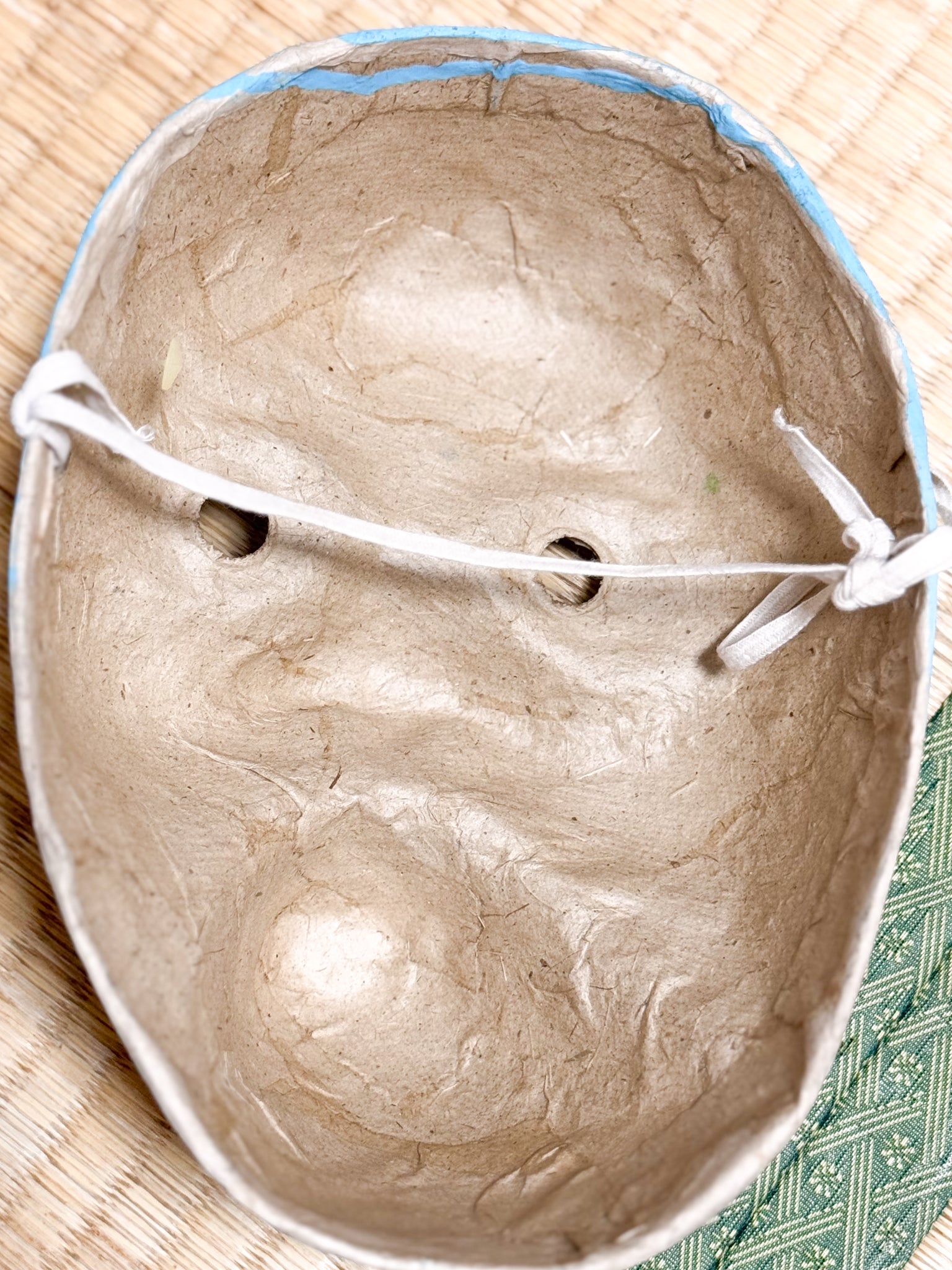 masque japonais hyottoko dos