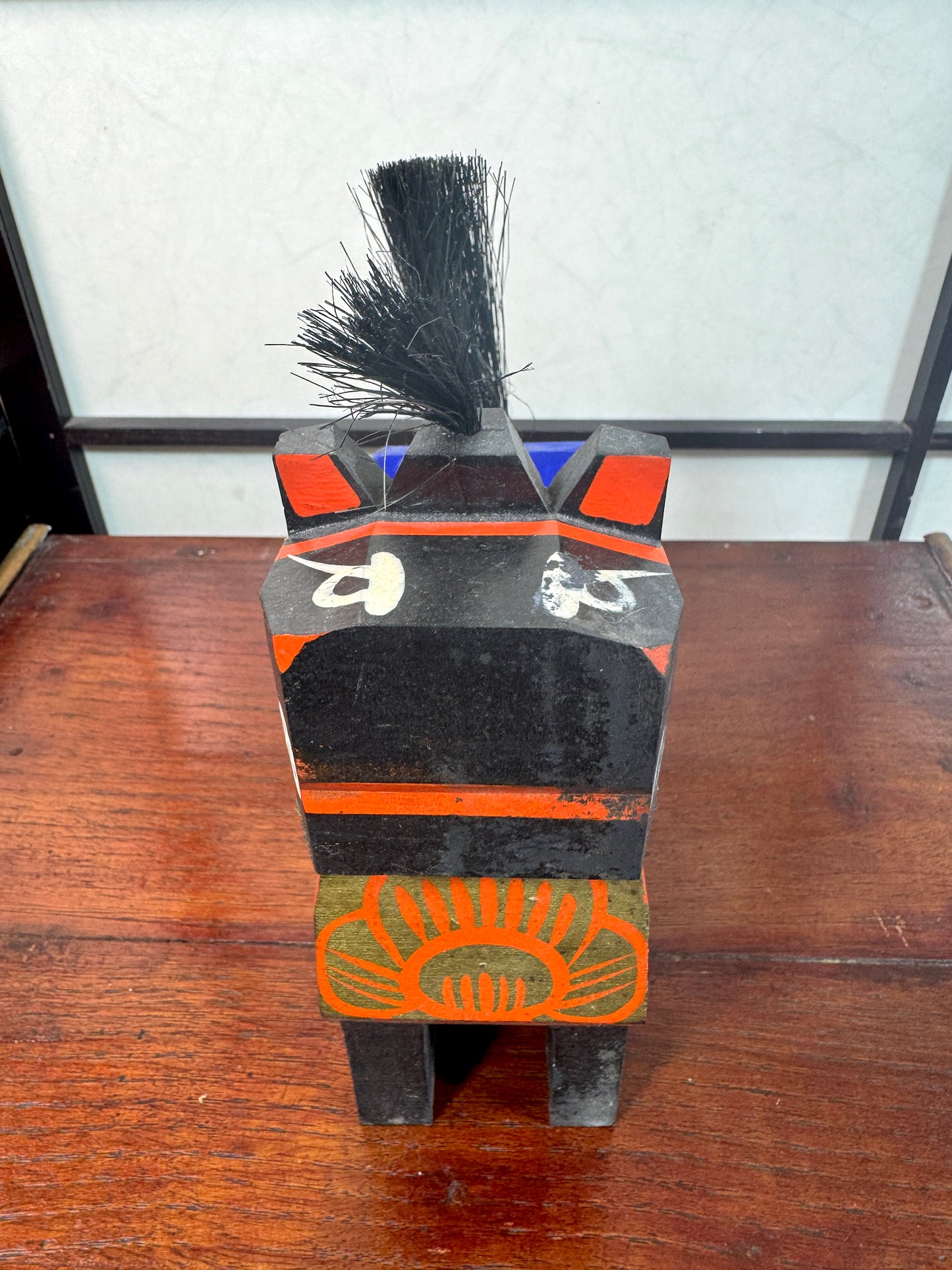 cheval miharu traditionnel japonais noir visage