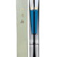 éventail japonais bleu, beige et or au motif de vague dans sa boite