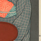 Estampe japonaise détail de l’estampe sur le kimono, le plateau rouge et la signature