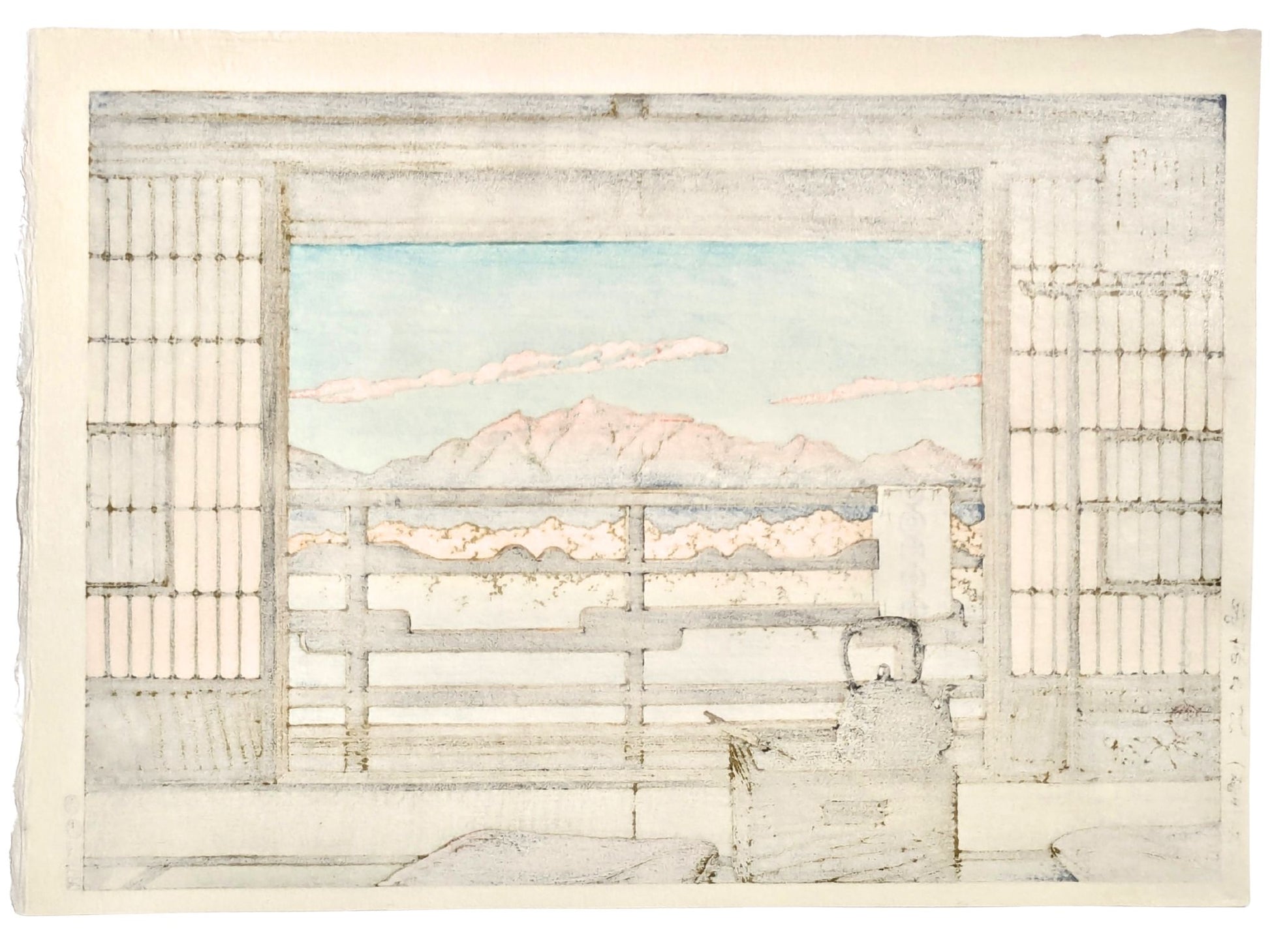 Estampe japonaise de Hasui Kawase représentant la chambre d’une auberge avec vue sur montagne au lever du soleil, le verso