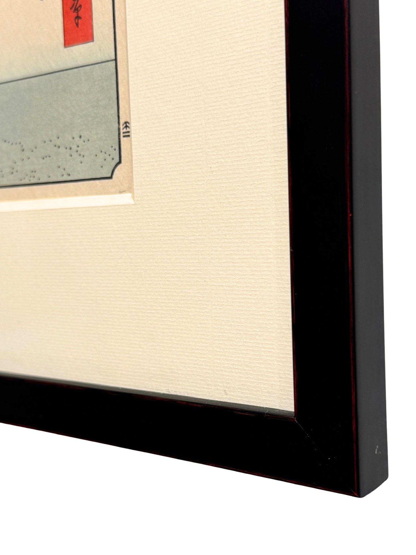 angle du cadre plat 20 noir avec filet rouge