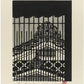 Estampe japonaise de Terashi Katsujirô montrant la toiture d’un temple de Hagi vue à travers une grille