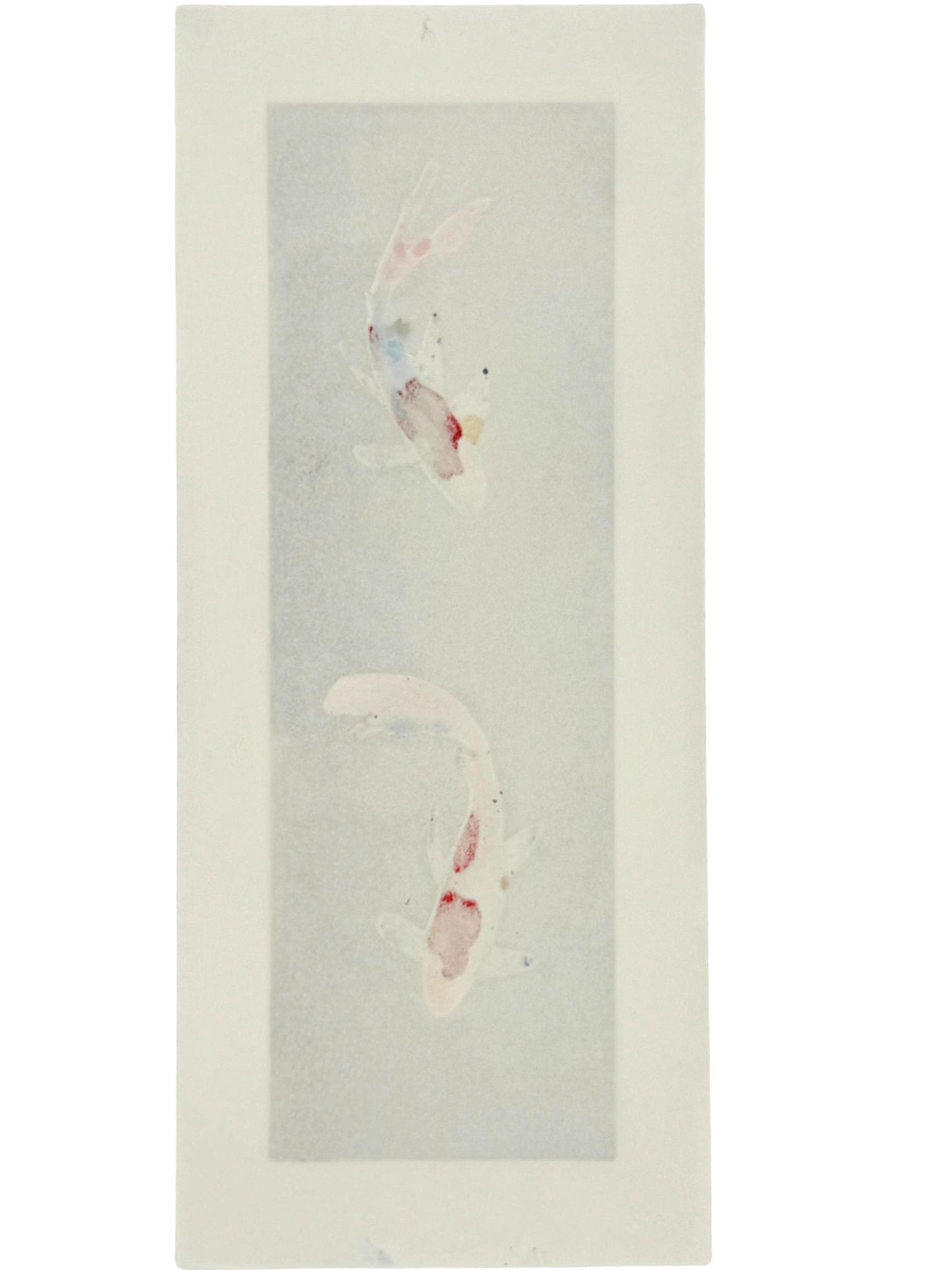 Estampe japonaise de Kunio Kaneko représentant deux carpes koï sur fond noir verso