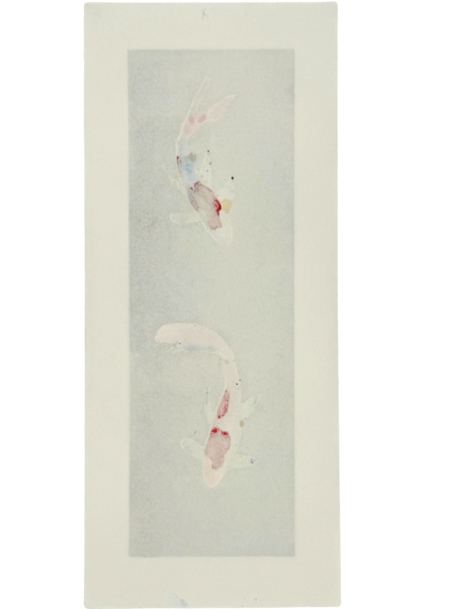 Estampe japonaise de Kunio Kaneko représentant deux carpes koï sur fond noir verso