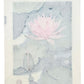 Estampe Japonaise de Mibugawa Junichi représentant une fleur de lotus rose à la surface de l'eau, le verso