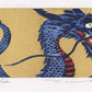 estampe japonais dragon bleu gueule ouverte sur fond or