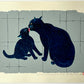 estampe japonaise contemporaine chatte lèchant son chaton sur fond gris