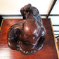 statuette en bronze cuivré de Hotei, dieu du bonheur, vu de dessus