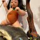 poupée japonaise céramique enfant Kintaro et sa carpe, gros plan