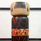 Kokeshi Yuji Kawase Chinju de 1981 aux camélias rouges et feuilles gravées, la vidéo à 360 degrés