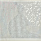 Sérigraphie japonaise d'un paysage de printemps. Deux pruniers , l'un blanc et l'autre rouge, séparés par une rivière marron. Fond doré brillant. Dos sérigraphie