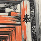 estampe japonaise Fushimi  Inari succession de tori orange, deux personnes avec des masques dans le dos, calligraphie