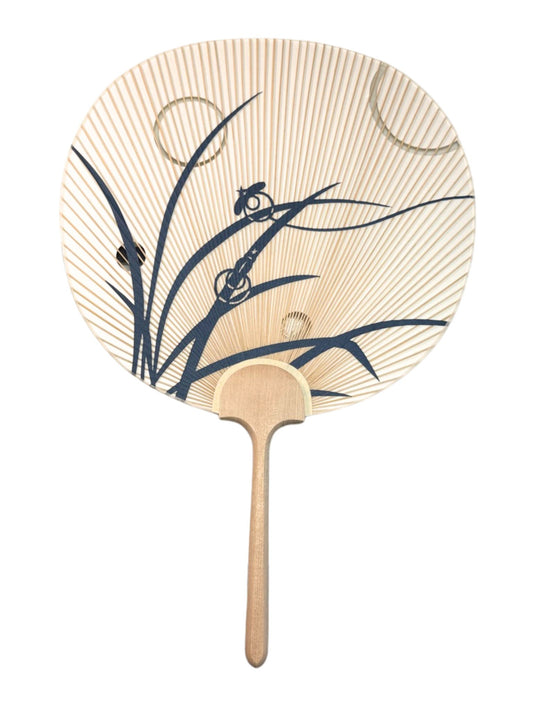 éventail japonais uchiwa ajouré avec luciole, herbes et phases de la lune stylisées, recto