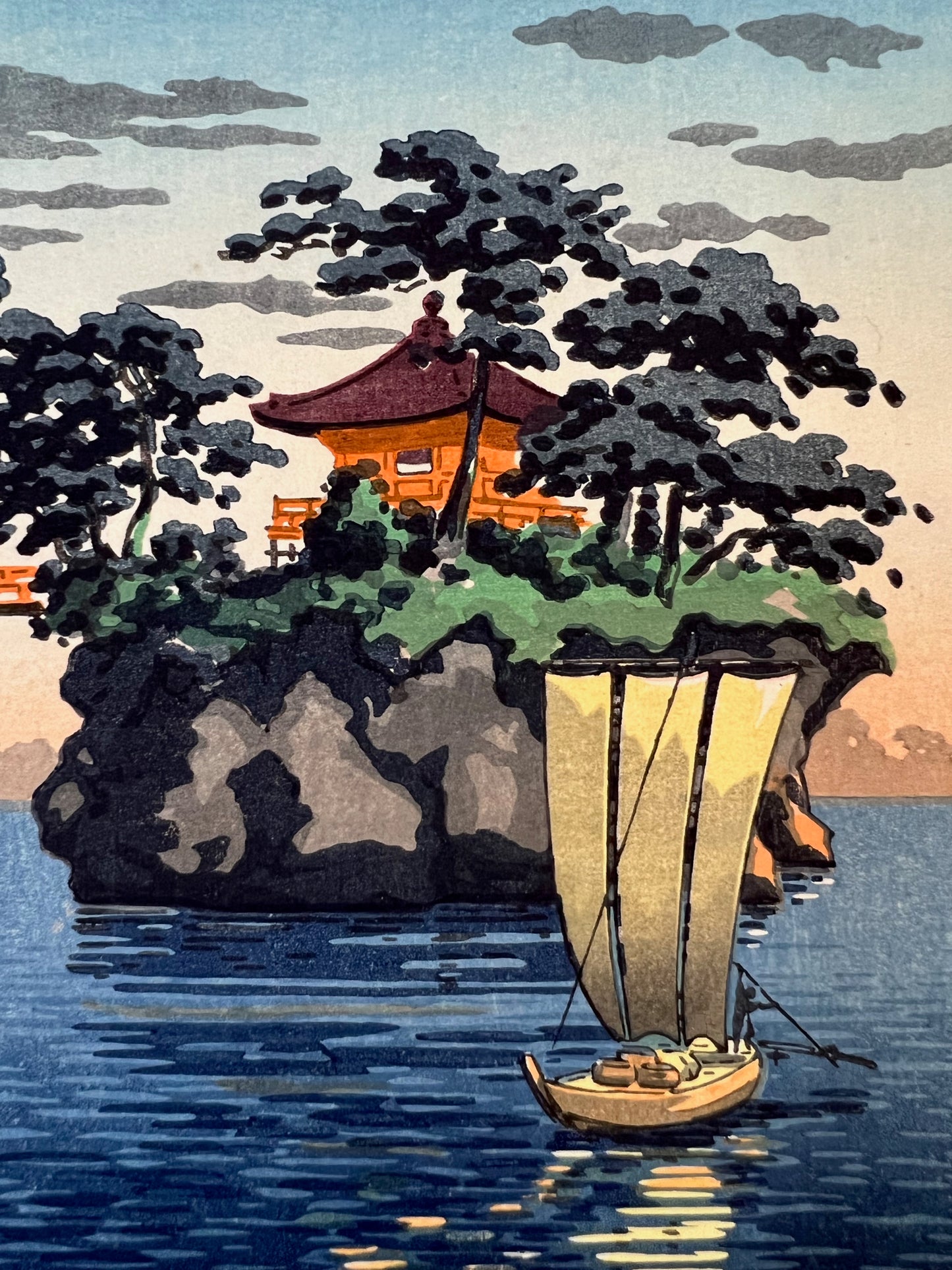 Estampe Japonaise de Koitsu Tsuchiya Sanctuaire Godaido, Matsushima, le bateau et le temple orange de Matsushima